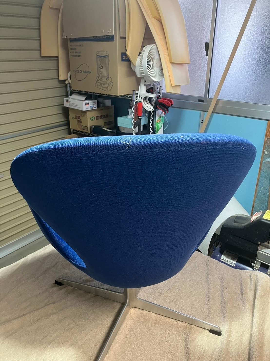 椅子 バック アングル ビフォー