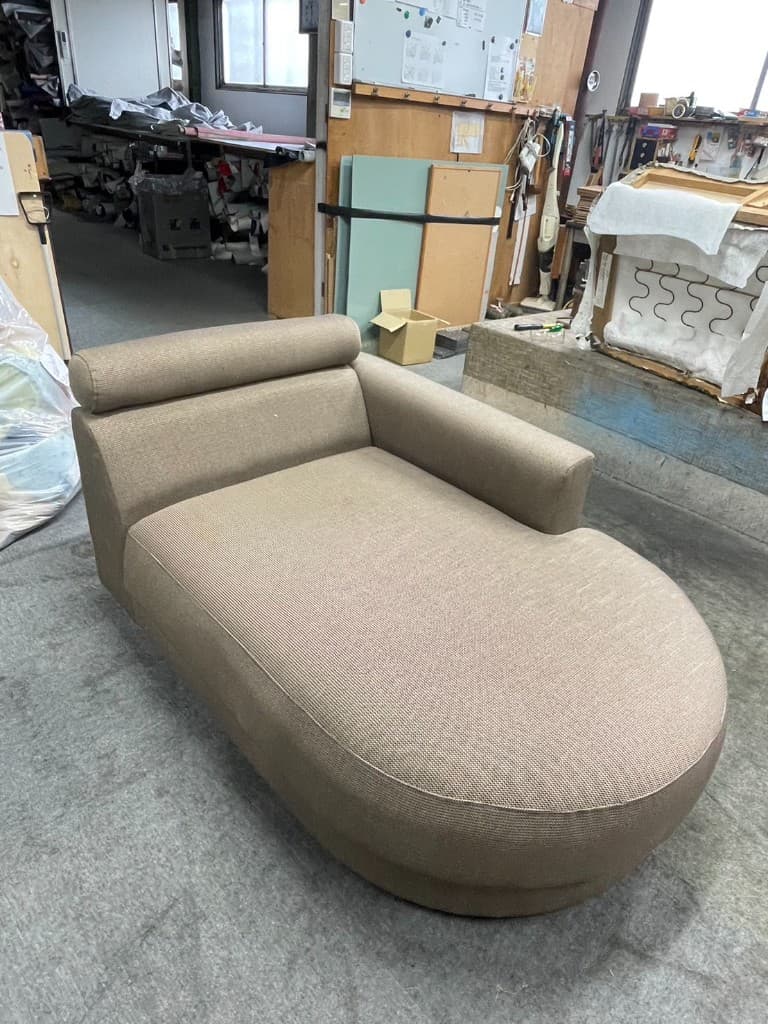 ソファ張り替えの作業前